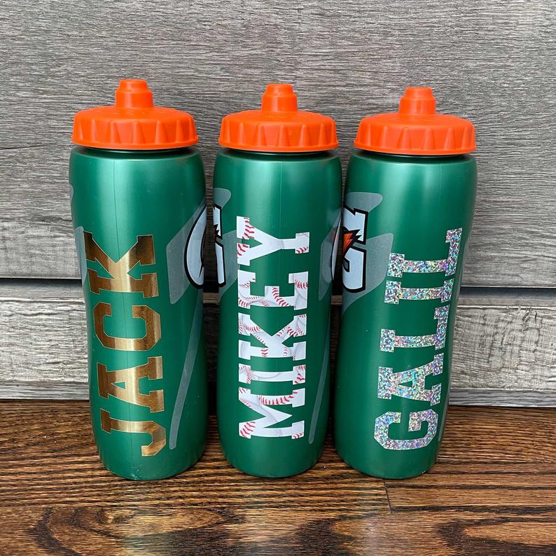 Personalized 32 oz Gatorade Squeeze Water Bottle